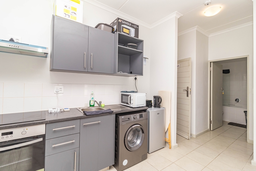 1 Bedroom Property for Sale in Parklands Western Cape